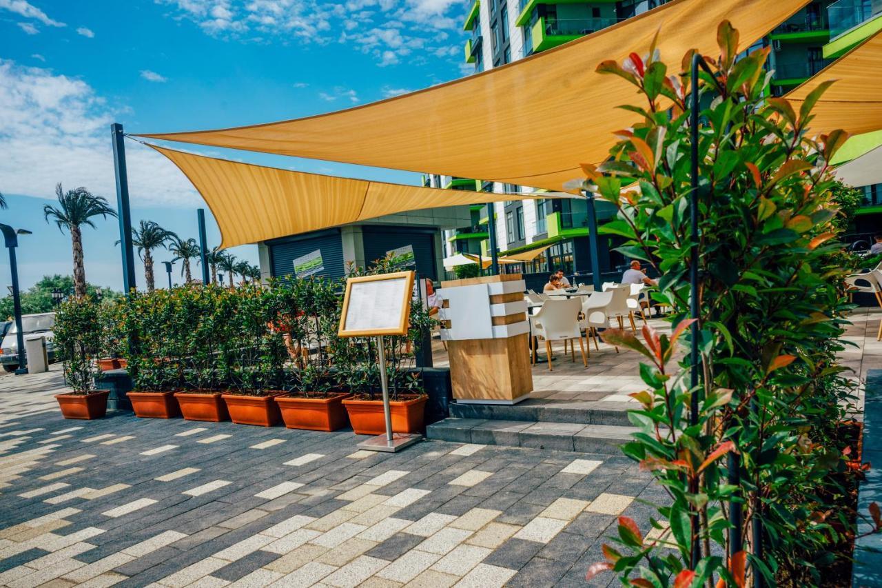 Visum Aparthotel Pool & Spa Mamaia Nord Năvodari Exterior foto