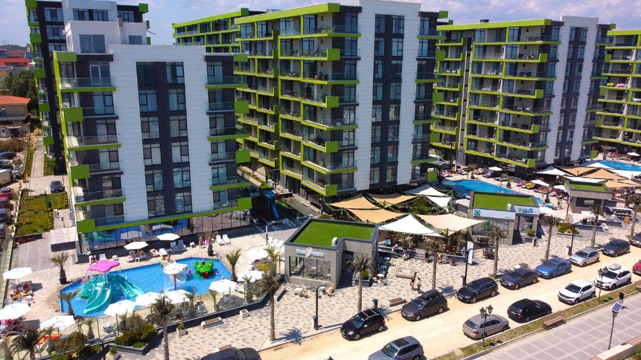 Visum Aparthotel Pool & Spa Mamaia Nord Năvodari Exterior foto