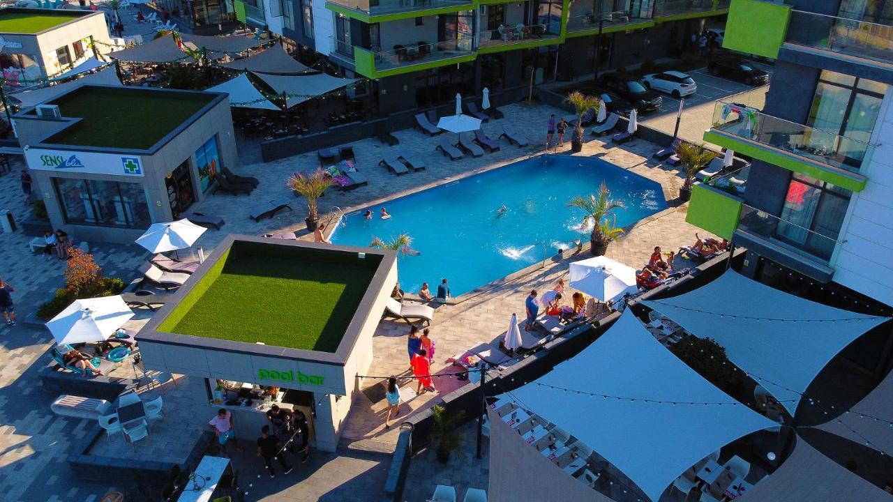 Visum Aparthotel Pool & Spa Mamaia Nord Năvodari Exterior foto