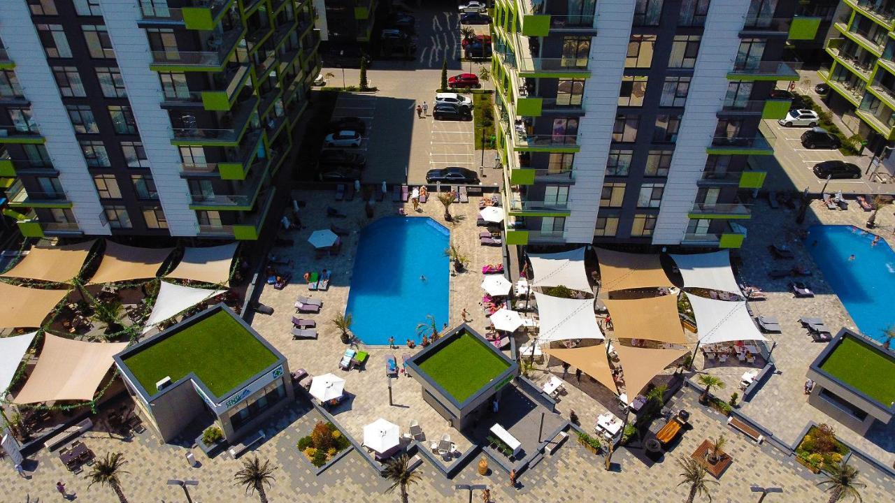 Visum Aparthotel Pool & Spa Mamaia Nord Năvodari Exterior foto